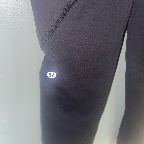 lulu lemon black leggings - Picture 3 of 3